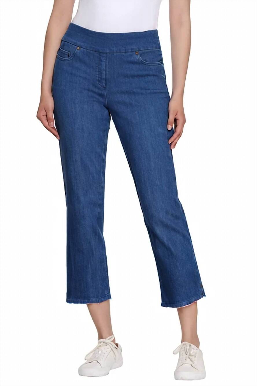 NEW MULTIPLES denim pull-on fringe hem crop pant with pockets in medium indigo